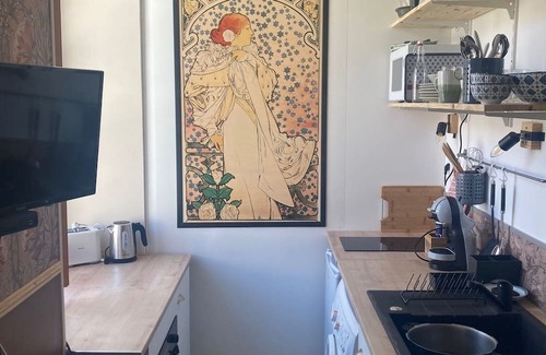 Oloron-Sainte-Marie Apartment | Une maison de famille