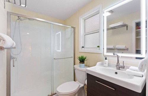 Dollar Corner House | Family Home Short Commute to PDX