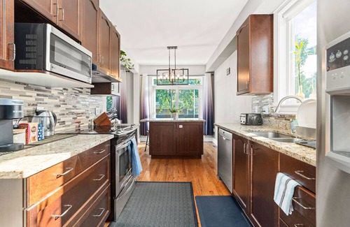 Whitehaven - Queensway Terrace North House | Cozy 4 BDR/5 beds with a Hot tub - Britannia Stay