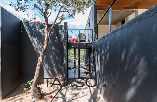 Rio Ceballos House | Paraíso Privado Entre Montañas y Golf