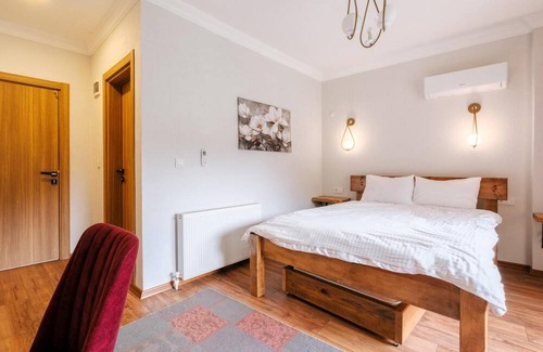 Altinova House | Tranquil Bungalow w Pool and Garden in Nature