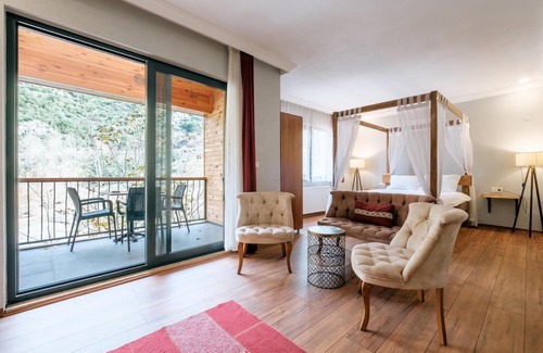 Altinova House | Serene Room w Balcony Pool and Garden in Nature