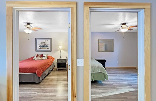 Monson Cabin | Sunset Point (Direct Snowmobile Trail Access!)