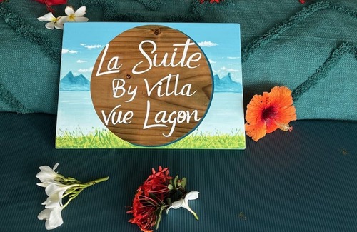 Teahupoo House | Bungalow Lagoon View Suite - ideal for 1 to 2 people, calm, view and comfort.