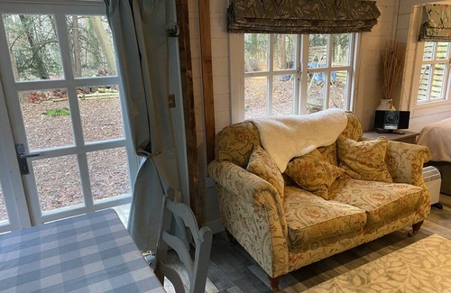 Worth Cabin | Private and secluded Cabin in Rowfant