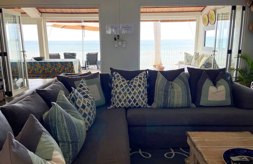 La Mivoie House | Le Bijou Tamarin Villa right on the water