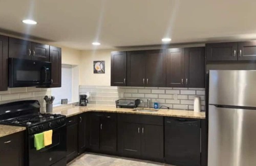 McGinley Square House | V9 Please contact host before booking. This is private room, not entire place.