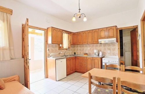 Almiros Beach Apartment | Amarylis Apartment in Corfu