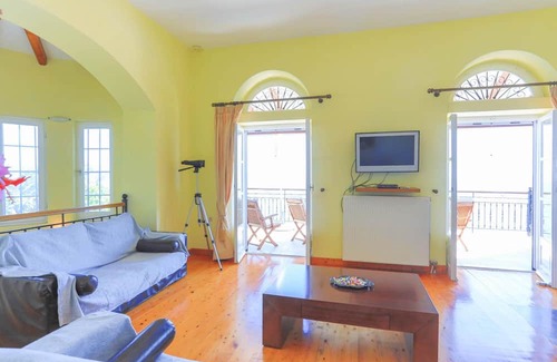 Katavolos Villa | House On The Rocks in Nisaki