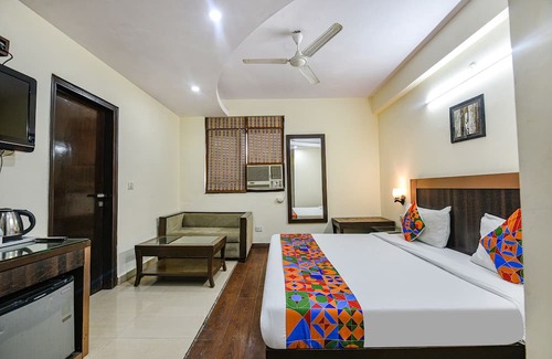 Patel Nagar Hotel | Fabhotel Swiss International