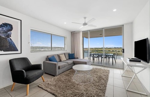 Birtinya Apartment | Sunshine coast 2 bedroom