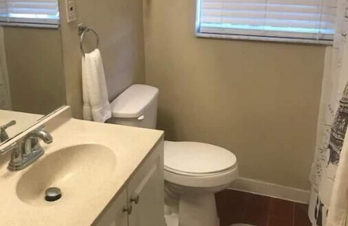 Murray Hill House | 3/1 Historic Charmer in Murray Hill with Laundry