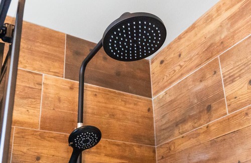 Inishmacatreer Apartment | Completely new converted and fully equipped luxury apartment in Connemara