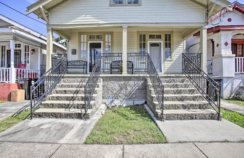 Freret Cottage | Uptown Nola Abode, 4 Miles to the French Quarter!