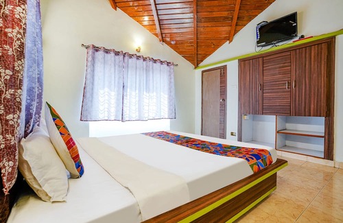 Jalna Hotel | Fabhotel Hi Way Resort