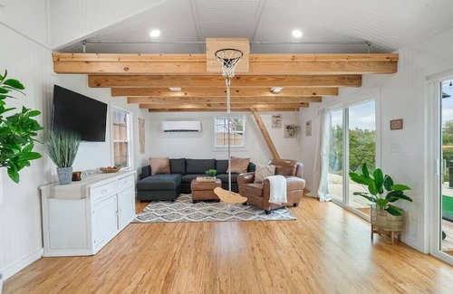 Weatherford House | Dolce Vita - Endless Views