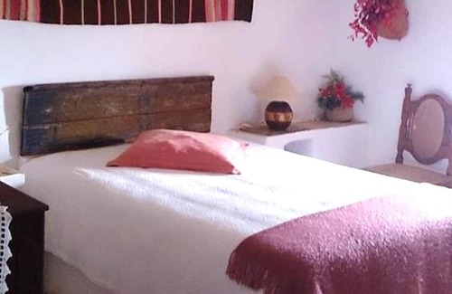 Sao Barnabe House | Homerez - Spacious house for 5 ppl. with shared pool at Almodovar