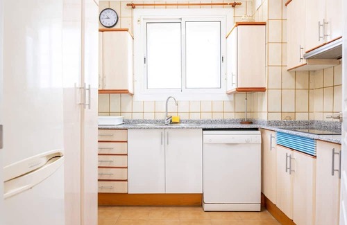 Cornella de Llobregat Apartment | GuestReady - Vintage Elegance in Catalonia