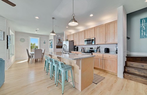 Gulf Shores House | New Coastal Cottage w/ Gulf View, Shared Pool