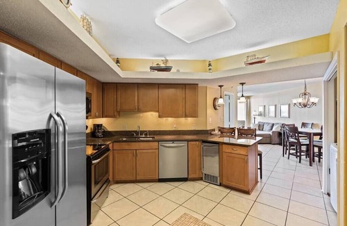 Orange Beach Condo | Beachfront|Amazing Views|Indoor Pool|7th Floor