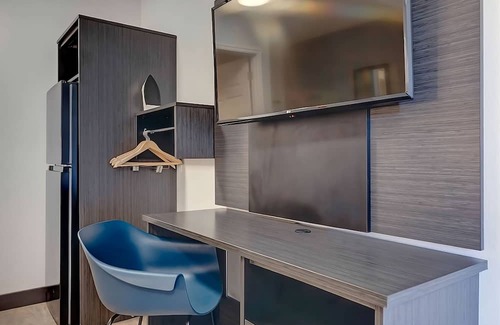 Rock Springs House | 3 Modern Units Near Southwest Wyoming Airport! Free Parking, Pets are Allowed