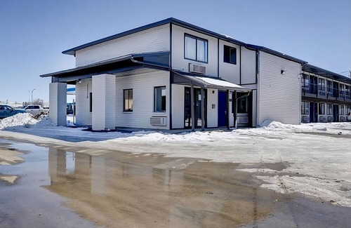 Rock Springs Apartment | 4 Large Units! Pets Allowed, Near Flaming Gorge National Recreation Area