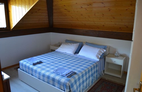 Monclassico Apartment | Three-room apartment on the top floor of a villa