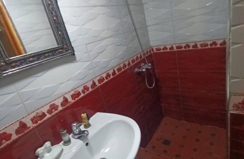 Quettanine House | Double room with private bathroom and breakfast