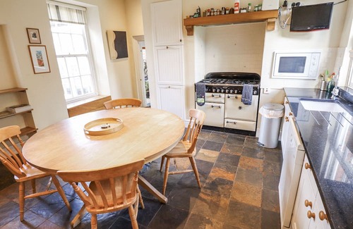 Ruskington House | HOLME FARM, pet friendly, with a garden in Ruskington