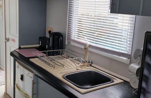 Towyn Cottage | MILLERS COTTAGE CARAVAN PARK - HOLIDAY ACCOMMODATION 18845 in Abergele