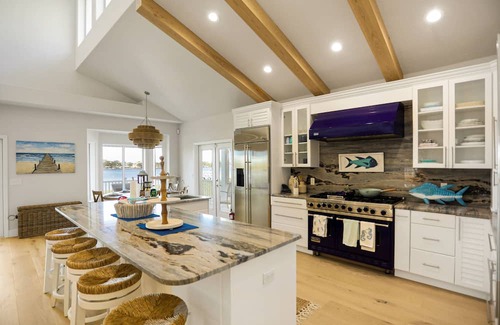 Palm Harbor House | Luxurious waterfront home w/pool, hot tub, game room, dock & water activities