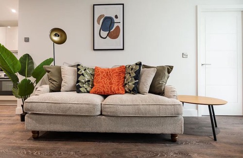 Vauxhall Apartment | Pass the Keys | Luxury Liverpool Flat with Amazing River Views