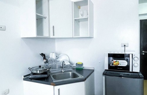 Iloilo Condo | Modern Comfort Studio with City Views