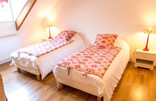 Guilly Bed & Breakfast | Charming Guest Rooms by the Loire