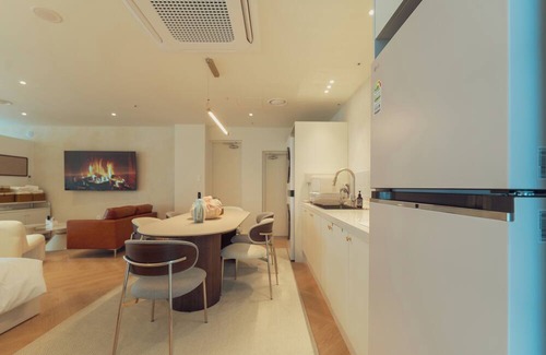 Sogong-dong Apartment | Mantova. Family suite, 5mins Myeongdong, shopping, N-tower, DDP, market, K-POP