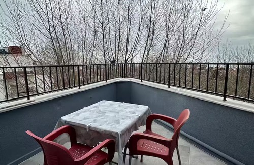 Sultanahmet Apartment | Steps to History 4.Floor Balcony