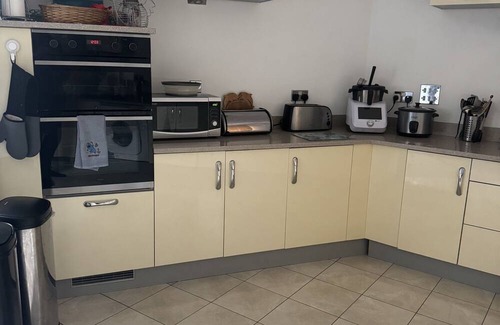 Wolverton House | Triangle Building 3 Bedrooms