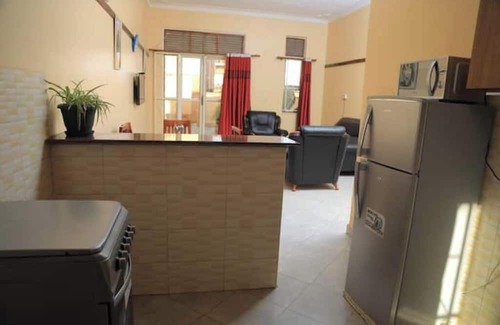 Kireka Apartment | 2 King Bed, Unlimited Free Wi-Fi Muyenga Kampala