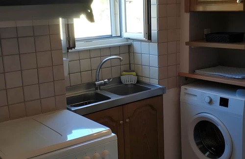 Kalata House | Traditional Country House with Shared Terrace, Wi-Fi and Air Conditioning