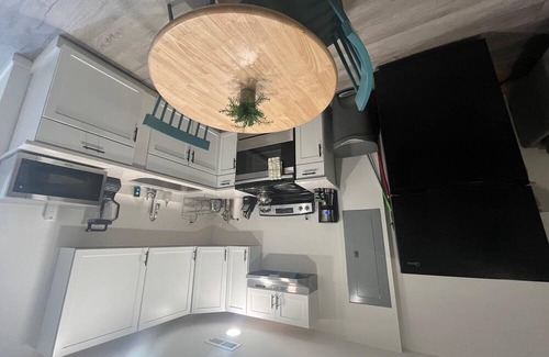 North Charleston Apartment | Bex Comfort: 2BR, Walk to Park Circle