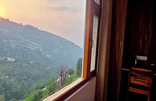 Kumharsain House | Wild Orchard Vegetarian Homestay (Authentic Himachali Escape)