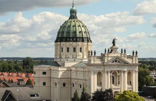 Bosschenhoofd House | 2-Unit Forest Retreat in Bosschenhoofd | Near Nature & City Highlights