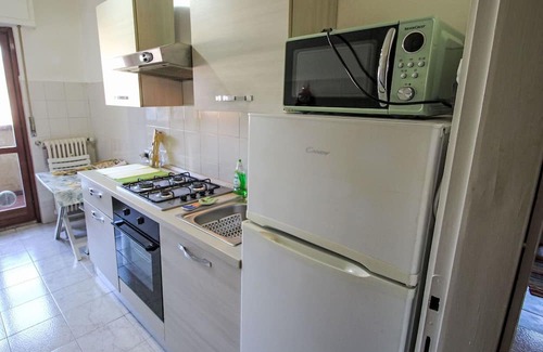 Luino Apartment | Cosy apartment for 3 guests with WIFI, TV and balcony