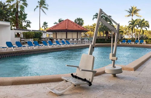 Mid Beach House | Beachside Getaway with Stunning Atlantic Views Near Miami Beach Boardwalk