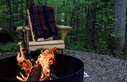 Miller Lake House | "The Palm" Unique Glamping Tent near Tobermory