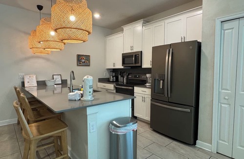 Kissimmee House | Spacious 5-bedroom 4-bath townhome, private pool and Resort, near Disney