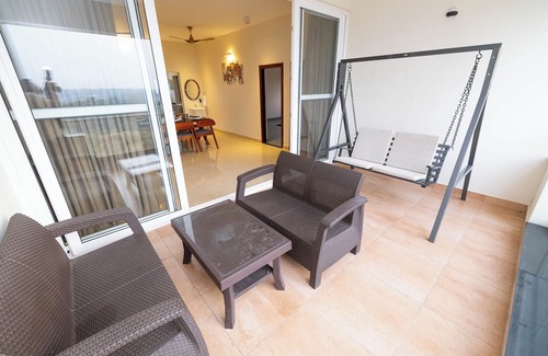 Udupi Apartment | 12-bedroom apartment in superb Manipal with AC, WiFi. Live large