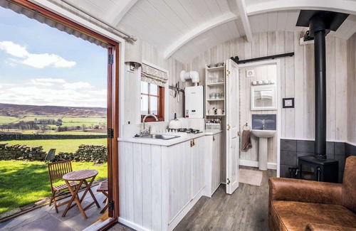 Great Fryup Dale Apartment | LetAway - Barn Owl Shepherd's Hut, Westerdale nr Castleton, North Yorkshire