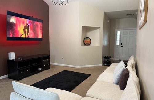 North Charleston House | Discover the Simmons Spot: Stylishly Renovated in the Heart of North Charleston!