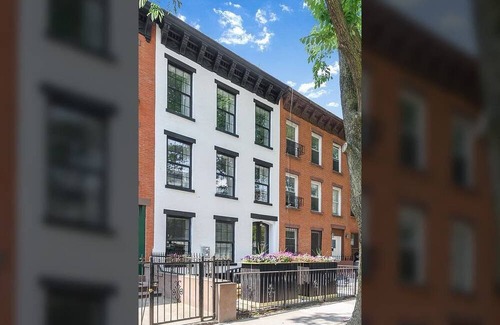 Crown Heights Apartment | Crown Terrace by Rove | Duplex w/Outdoor Spaces